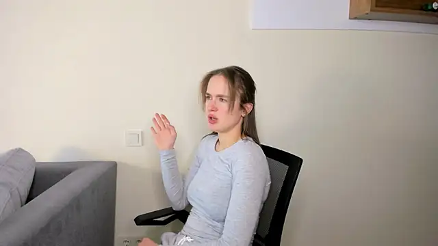 LilMary  online show from 03/05/26, 07:27