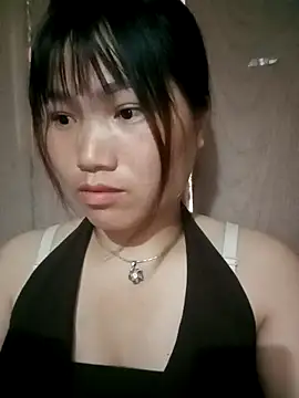 min-xinh online show from 04/23/26, 10:22
