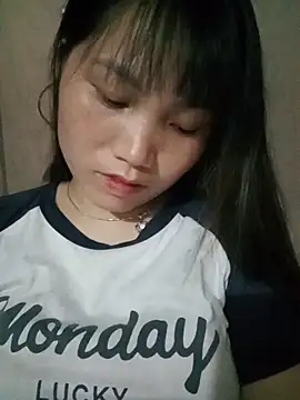 Snapshot of min-xinh chatting on 06/21/26, 01:39 min-xinh online show from 06/21/26, 01:39