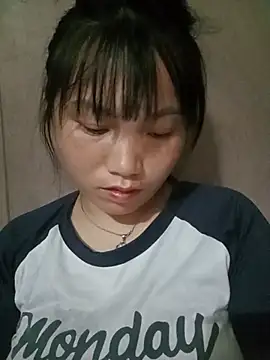 Snapshot of min-xinh chatting on 07/06/26, 08:33 min-xinh online show from 07/06/26, 08:33