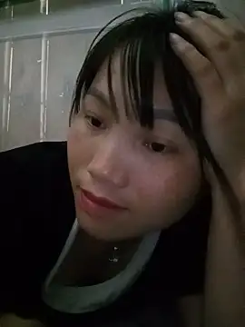 Snapshot of min-xinh chatting on 06/17/26, 02:44 min-xinh online show from 06/17/26, 02:44