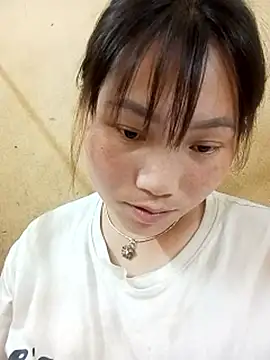 min-xinh online show from 04/12/26, 02:09