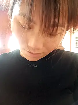 min-xinh online show from 04/13/26, 08:07