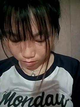 min-xinh online show from 04/27/26, 09:35