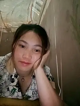 min-xinh online show from 11/11/25, 08:53