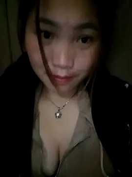 min-xinh online show from 11/14/25, 02:43