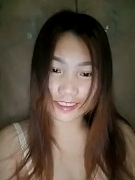 min-xinh online show from 10/11/25, 06:31