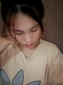 min-xinh online show from 10/02/25, 05:44