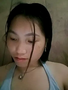 min-xinh online show from 10/30/25, 11:41