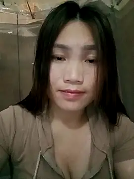 min-xinh online show from 10/08/25, 01:12