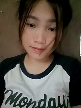 min-xinh online show from 10/05/25, 09:33