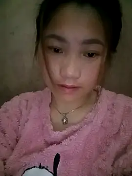 min-xinh online show from 12/17/25, 09:42