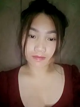 min-xinh online show from 10/10/25, 09:59