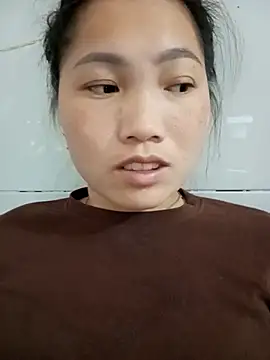 min-xinh online show from 11/26/25, 03:17