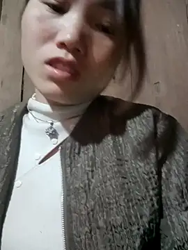 min-xinh online show from 12/02/25, 10:00