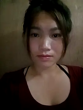 min-xinh online show from 10/03/25, 04:41