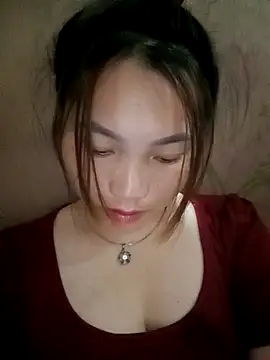 min-xinh online show from 10/16/25, 11:46