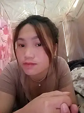 min-xinh online show from 11/15/25, 06:28