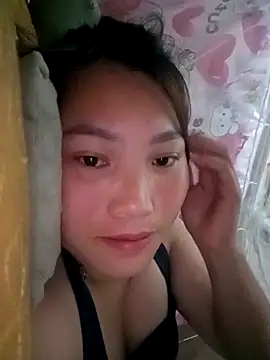 min-xinh online show from 11/13/25, 08:29