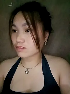 min-xinh online show from 11/12/25, 02:10