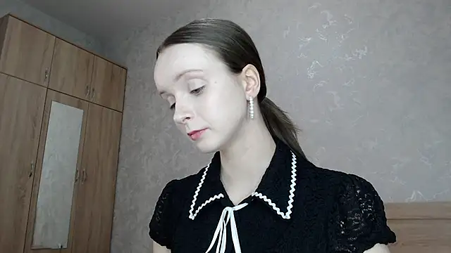 Yourplayfulspark online show from 11/19/25, 06:08