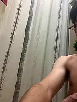 AlbertoRuiz086 online show from 12/05/25, 02:54