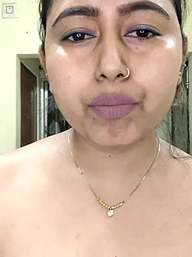 Hot Misti 69 online show from 04/10/26, 06:15