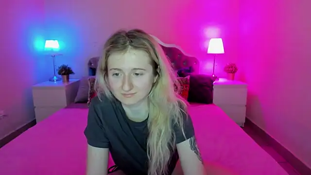 CamillaDreamer online show from 01/15/26, 04:43