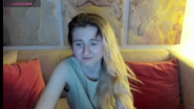 CamillaDreamer online show from 04/19/26, 06:10