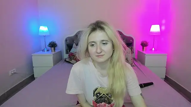 CamillaDreamer online show from 12/03/25, 05:34