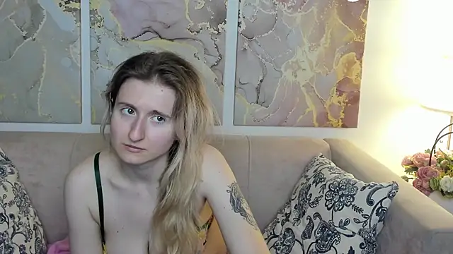 CamillaDreamer online show from 05/22/26, 12:19