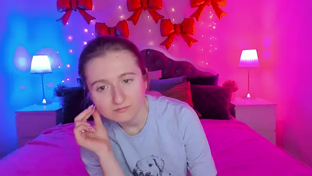 CamillaDreamer online show from 03/18/26, 09:26