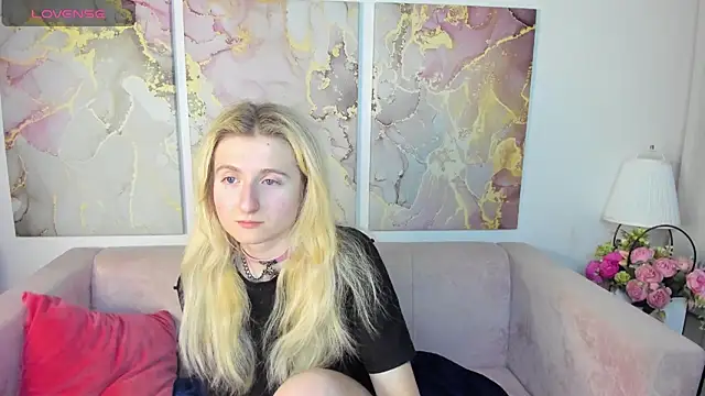 CamillaDreamer online show from 11/10/25, 07:08