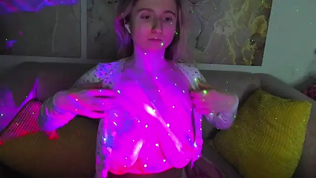 CamillaDreamer online show from 03/20/26, 06:42