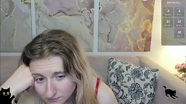 CamillaDreamer online show from 05/17/26, 06:13