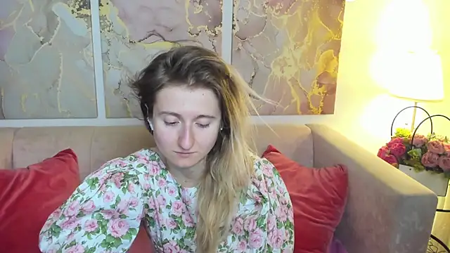 CamillaDreamer online show from 06/10/26, 10:11