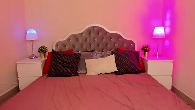 CamillaDreamer online show from 09/30/25, 02:34