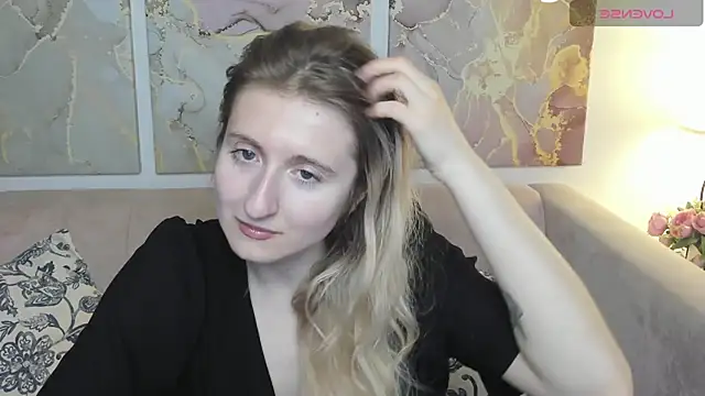 CamillaDreamer online show from 05/15/26, 11:30