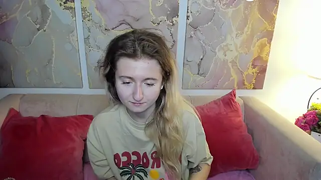 CamillaDreamer online show from 06/07/26, 07:30