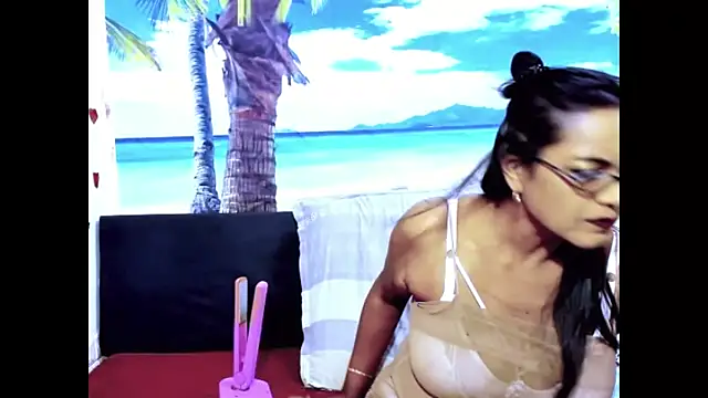 indianswtbella online show from 03/25/26, 04:56