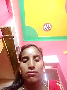 Snapshot of Munni_ji chatting on 10/09/25, 07:53 Munni ji online show from 10/09/25, 07:53