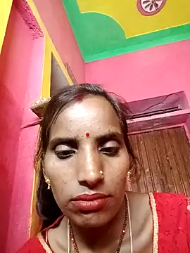Snapshot of Munni_ji chatting on 10/15/25, 04:48 Munni ji online show from 10/15/25, 04:48