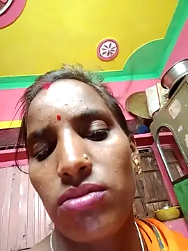Snapshot of Munni_ji chatting on 09/27/25, 11:44 Munni ji online show from 09/27/25, 11:44