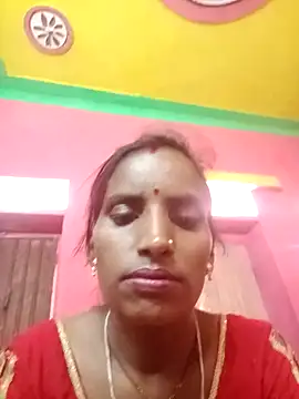 Snapshot of Munni_ji chatting on 10/02/25, 08:50 Munni ji online show from 10/02/25, 08:50