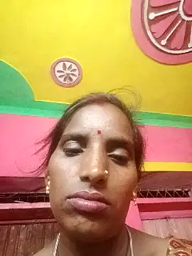 Snapshot of Munni_ji chatting on 10/01/25, 06:45 Munni ji online show from 10/01/25, 06:45