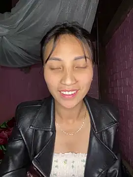 Snapshot of July_sexy69 chatting on 02/13/26, 08:58 July sexy69 online show from 02/13/26, 08:58