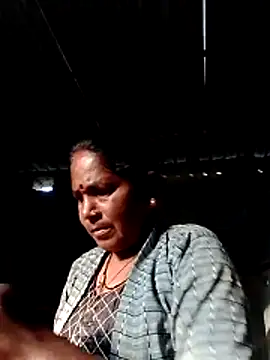 Snapshot of Rs_sonam chatting on 02/10/26, 11:42 Rs sonam online show from 02/10/26, 11:42