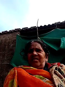 Snapshot of Rs_sonam chatting on 02/20/26, 03:47 Rs sonam online show from 02/20/26, 03:47