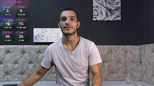 JacksonBee online show from 10/07/25, 05:03