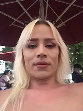 alexawinterrr online show from 12/15/25, 10:59